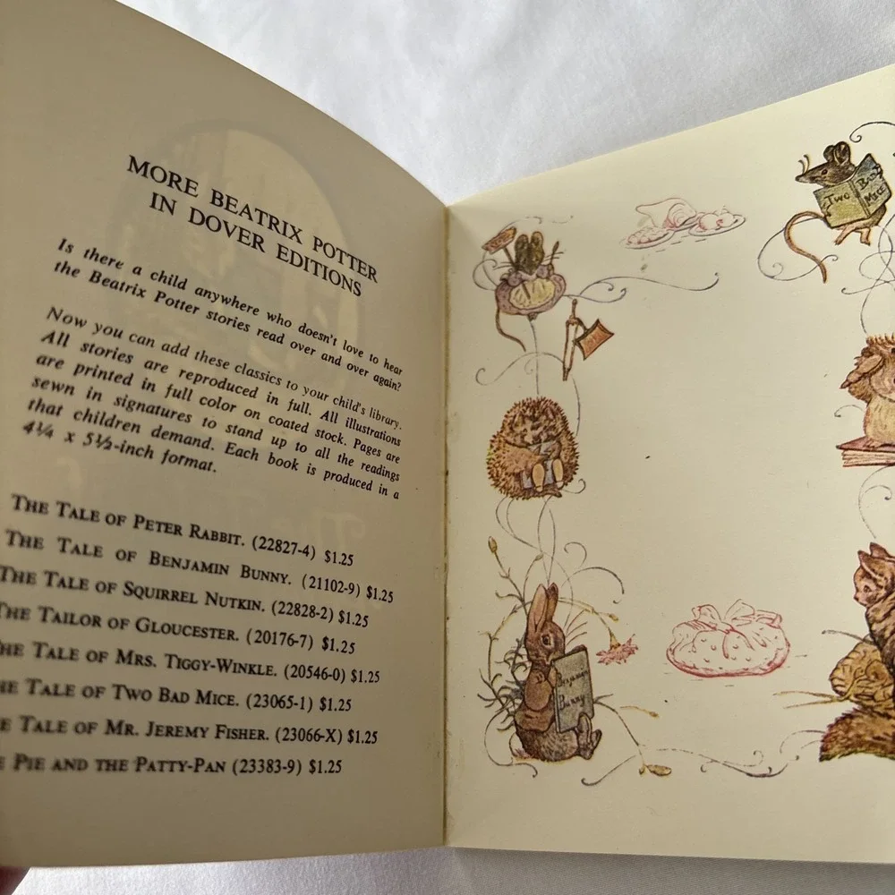 Vintage The Tale of Peter Rabbit & The Tale Of‎ Mrs. Tiggy Winkle Beatrix Potter